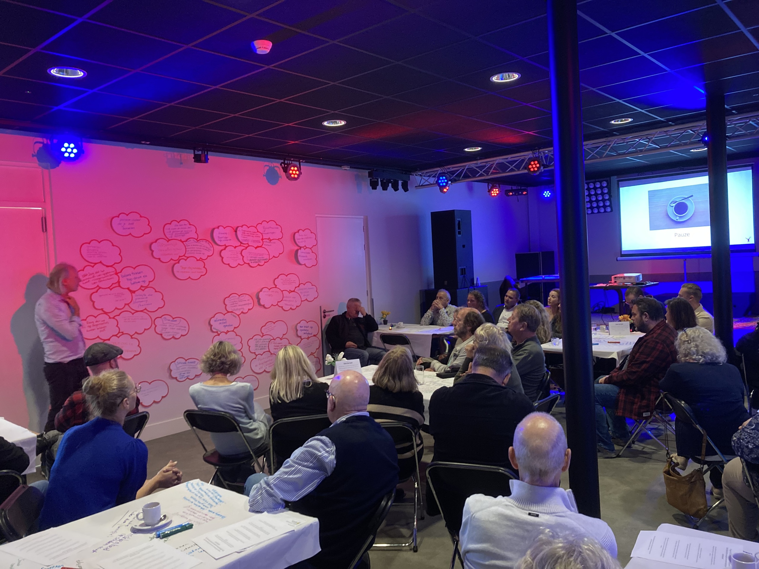 Eerste dorpsgesprek in MFA Elektra